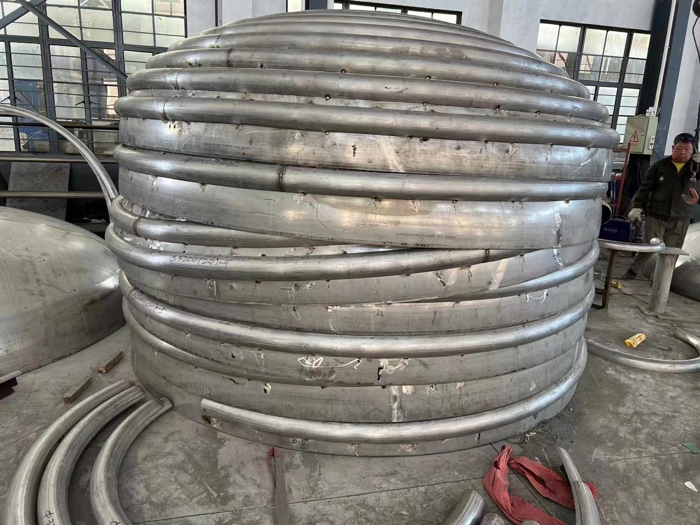 要提高封頭盤(pán)管的傳熱效果怎么弄？